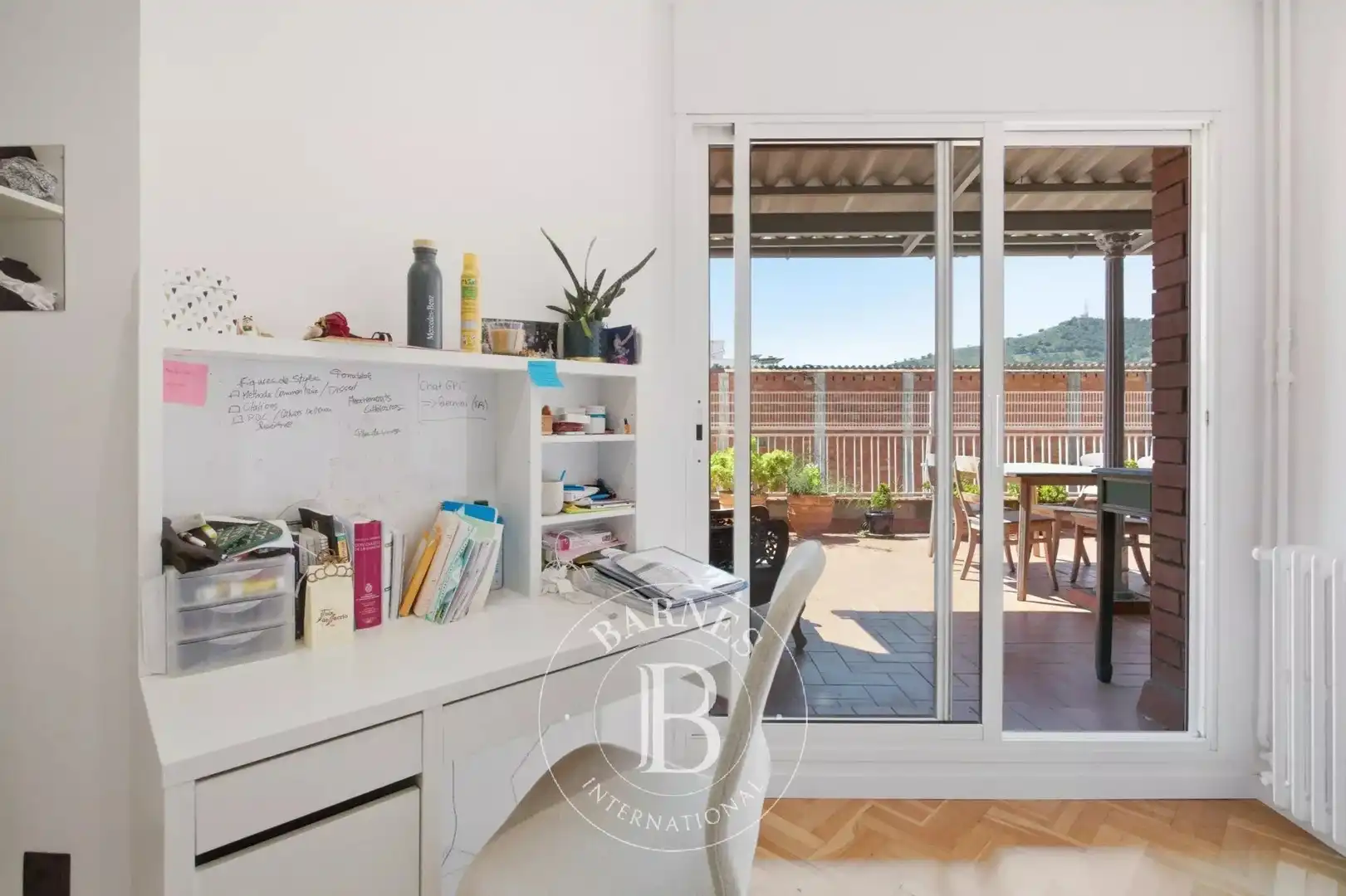 Dachboden zum Verkauf in Barcelona mit Klimaanlage, Heizung und Terrasse