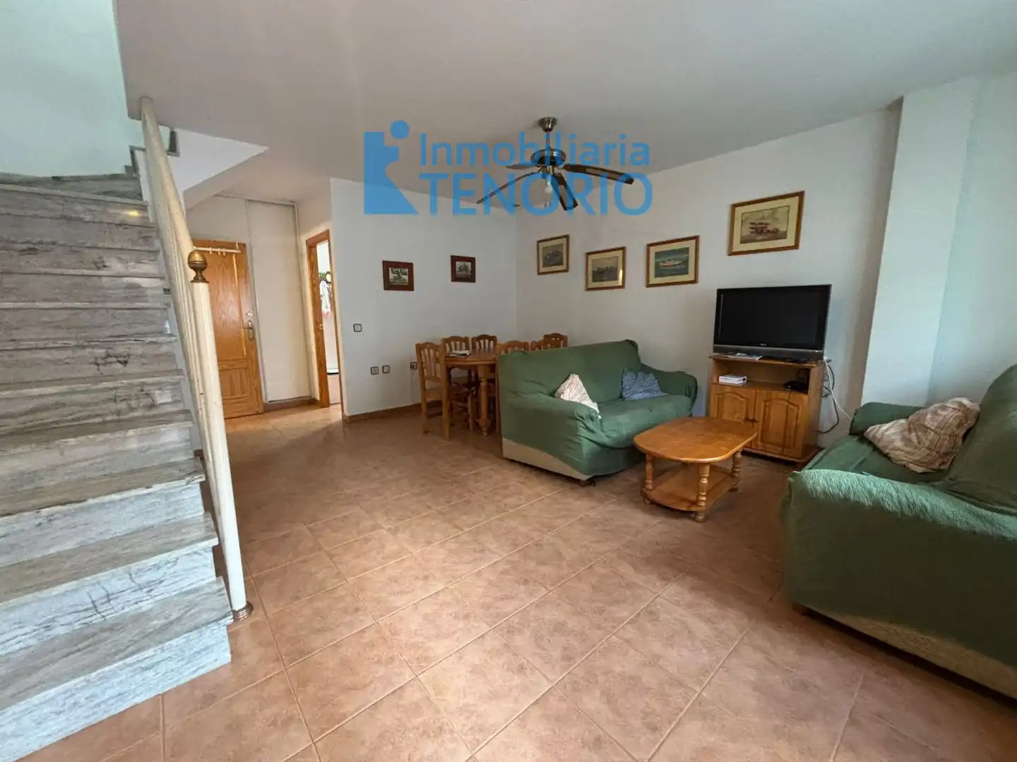 Sala de estar de Casa adosada en venta en Islantilla con Terraza y Piscina comunitaria