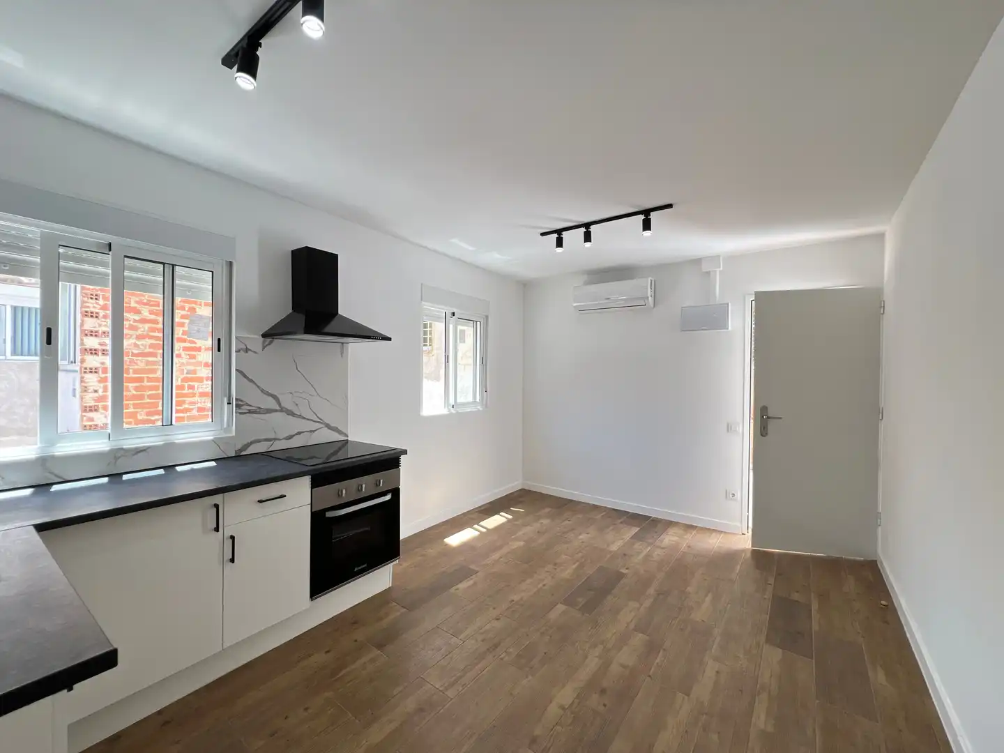 Local comercial en venta en Salut - Lloreda, imagen 16