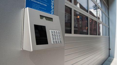 Photo 3 of Box room for rent in Travessera Industrial, 97, Centre, L'Hospitalet de Llobregat