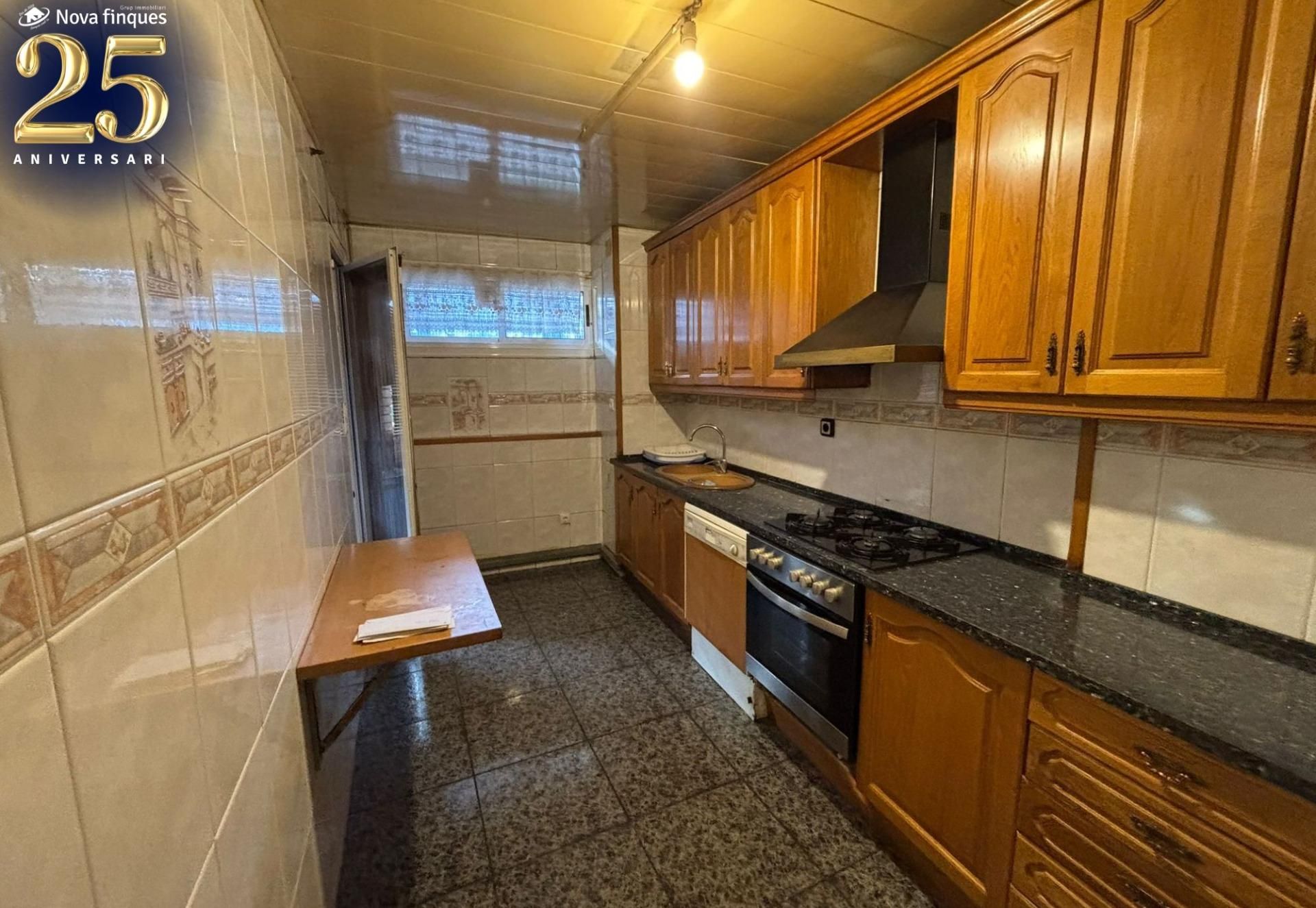 Kitchen of Flat for sale in Sabadell  with Terrace and Balcony