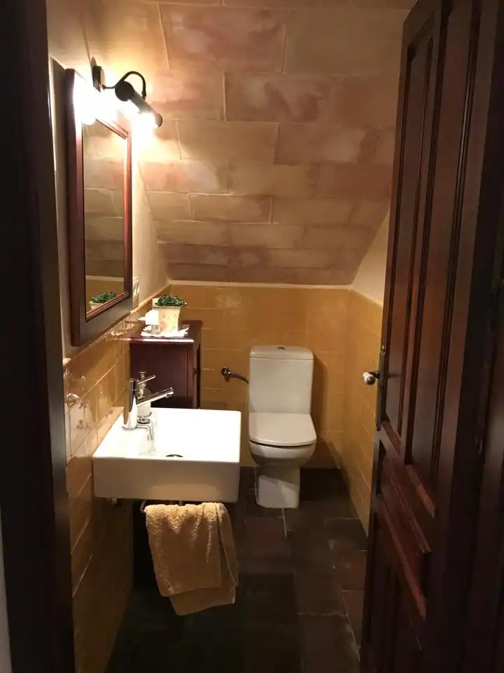Bany de Casa o xalet en venda en Riópar amb Calefacció i Jardí privat