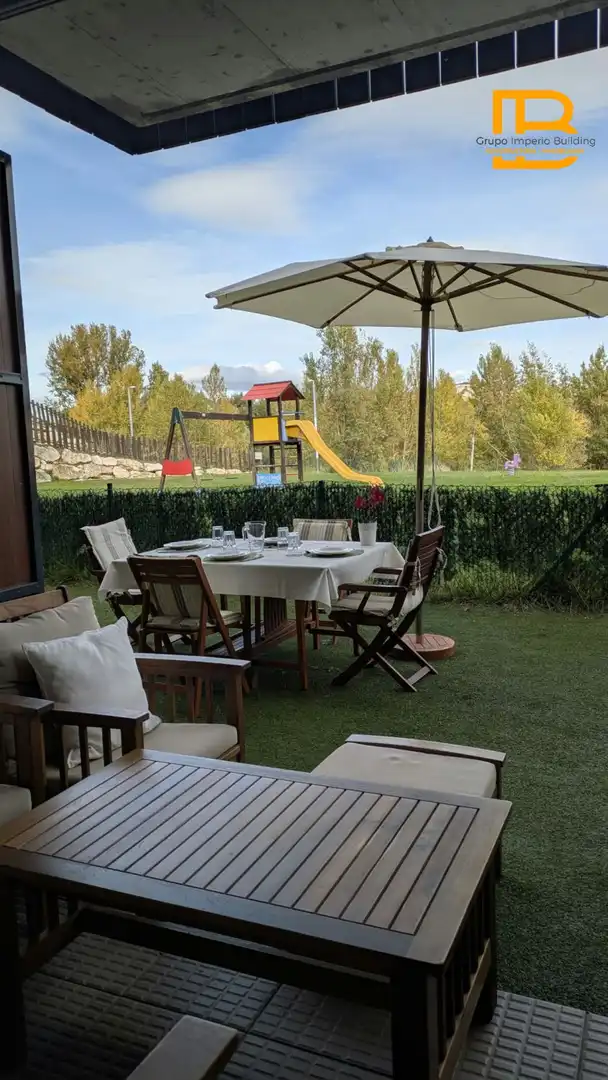 Terraza de Piso en venta en Villarcayo de Merindad de Castilla la Vieja con Calefacción, Parquet y Terraza