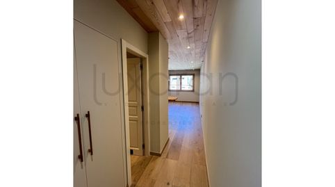 Foto 3 de Apartamento en venta en Avengunda Deth Pas D'arró, 50, Vielha, Vielha e Mijaran