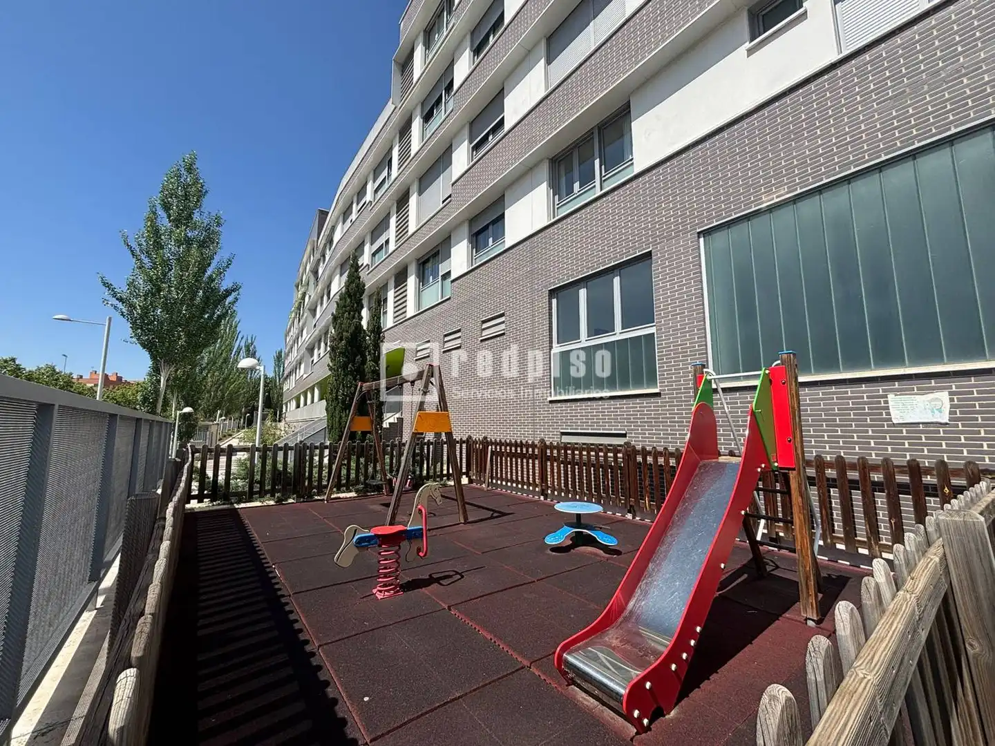 Piso con piscina en venta en Tempranales, imagen 29