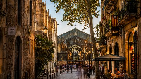 Photo 3 of Commercial properties for transfer in Sant Pere, Sta. Caterina i la Ribera, Barcelona Capital