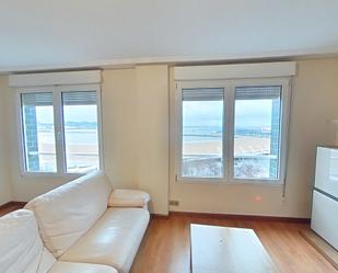 Living room of Flat to rent in Gijón   with Heating, Parquet flooring and Furnished