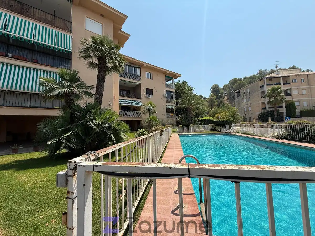 Piscina de Piso de alquiler en Náquera con Terraza, Piscina y Horno