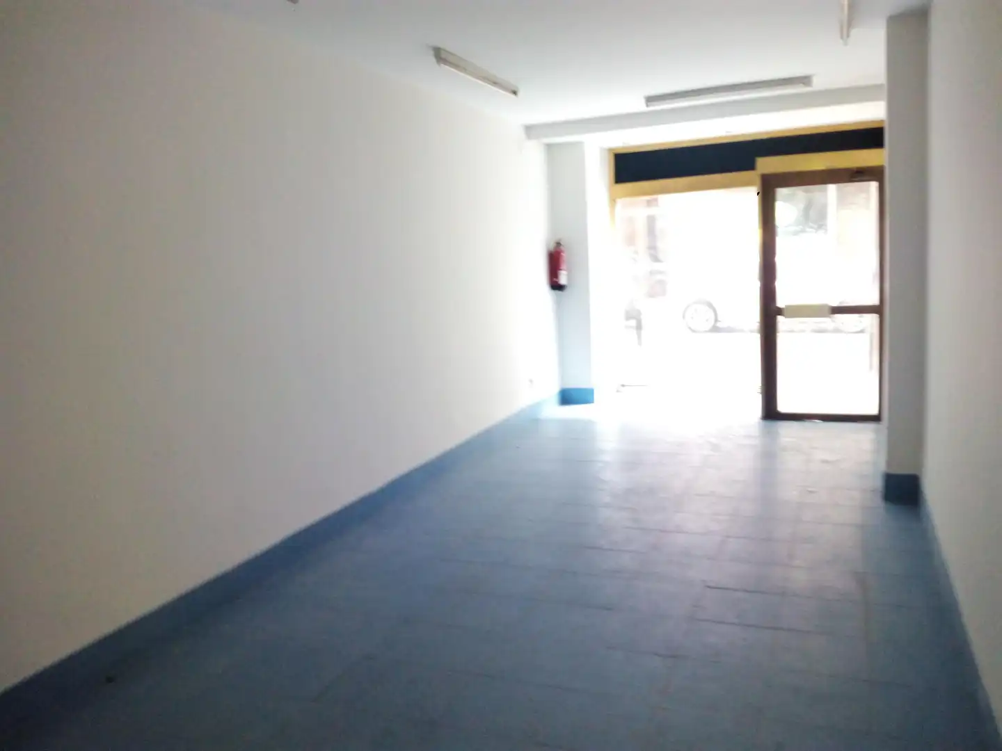 Locale commerciale in vendita a Estaziño Kalea