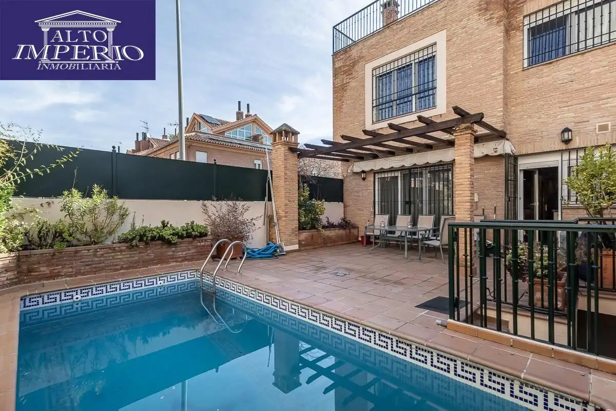 Abitazione con terrazza in vendita a Calle DOCTOR LOPEZ FONT, imagen 2