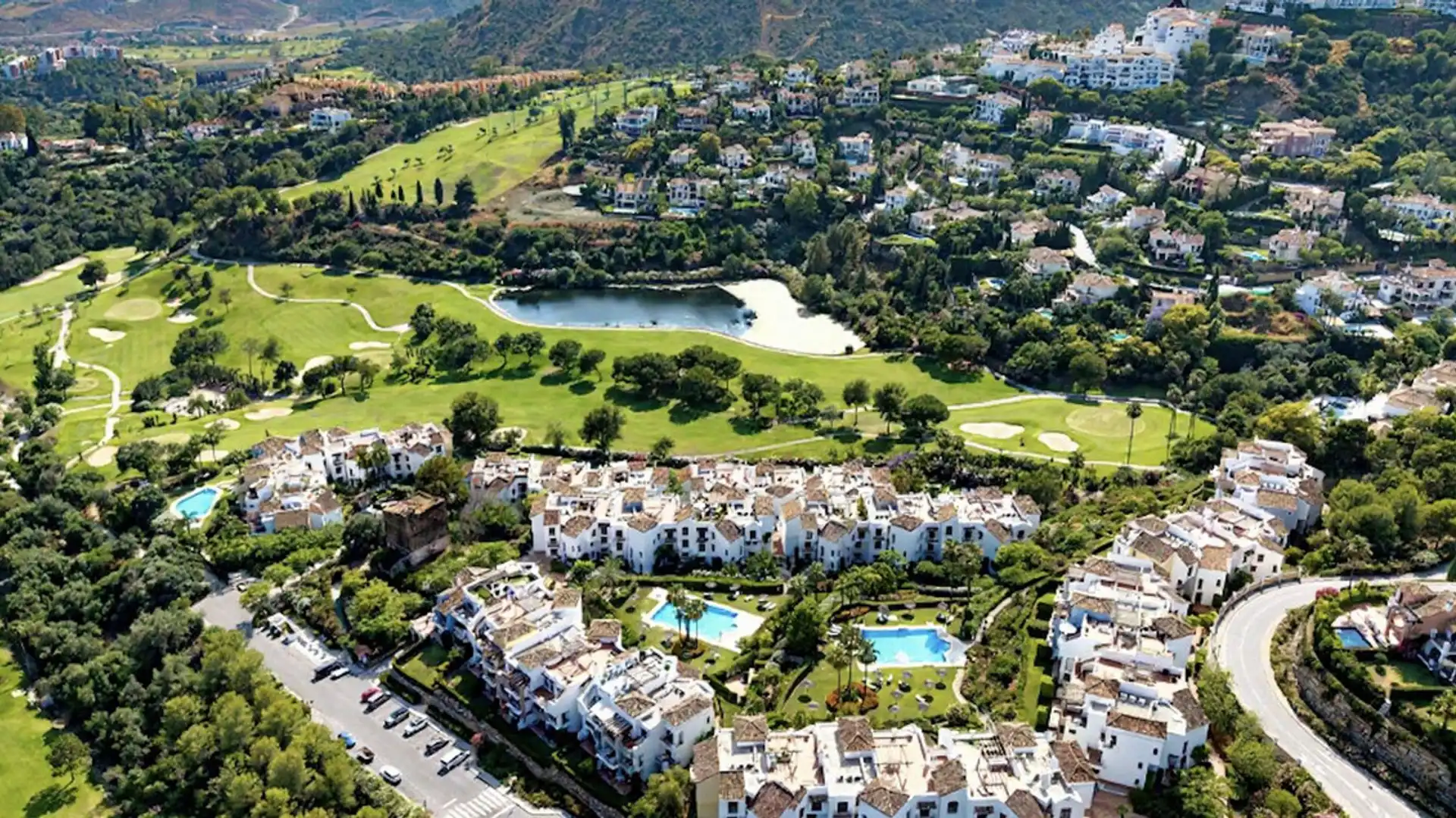 Vista exterior de Planta baja en venta en Benahavís con Aire acondicionado, Terraza y Trastero