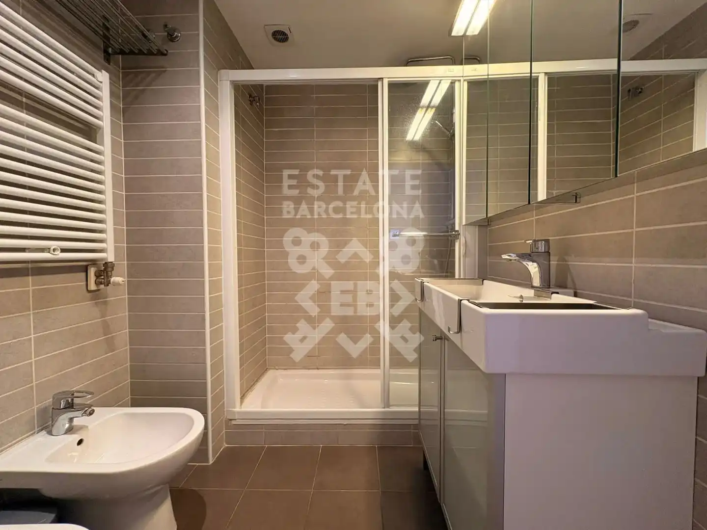 Bedroom of Flat for sale in Girona  with Heating and Balcony