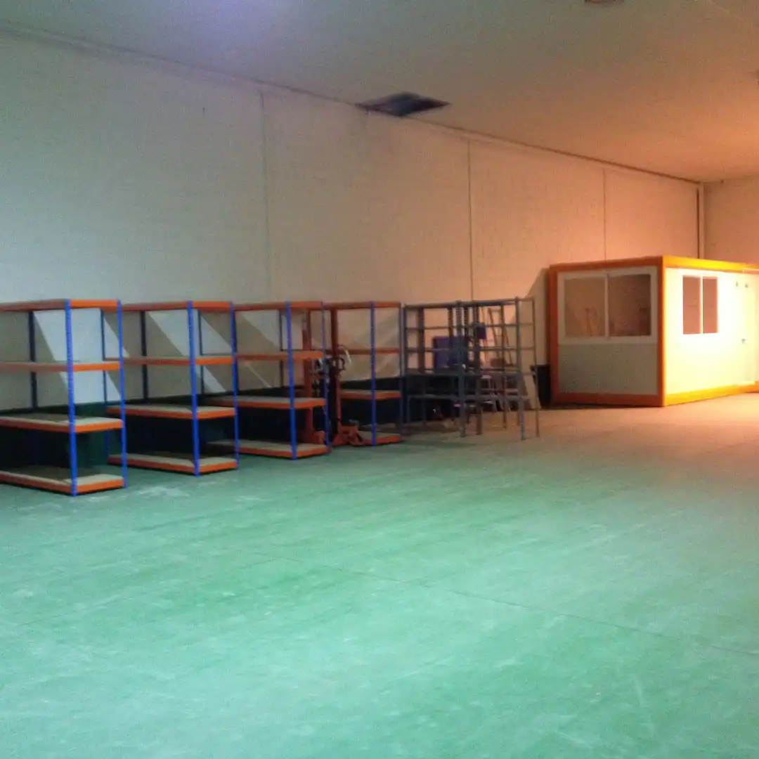 Nave industrial en venta en Polígono Cantabria