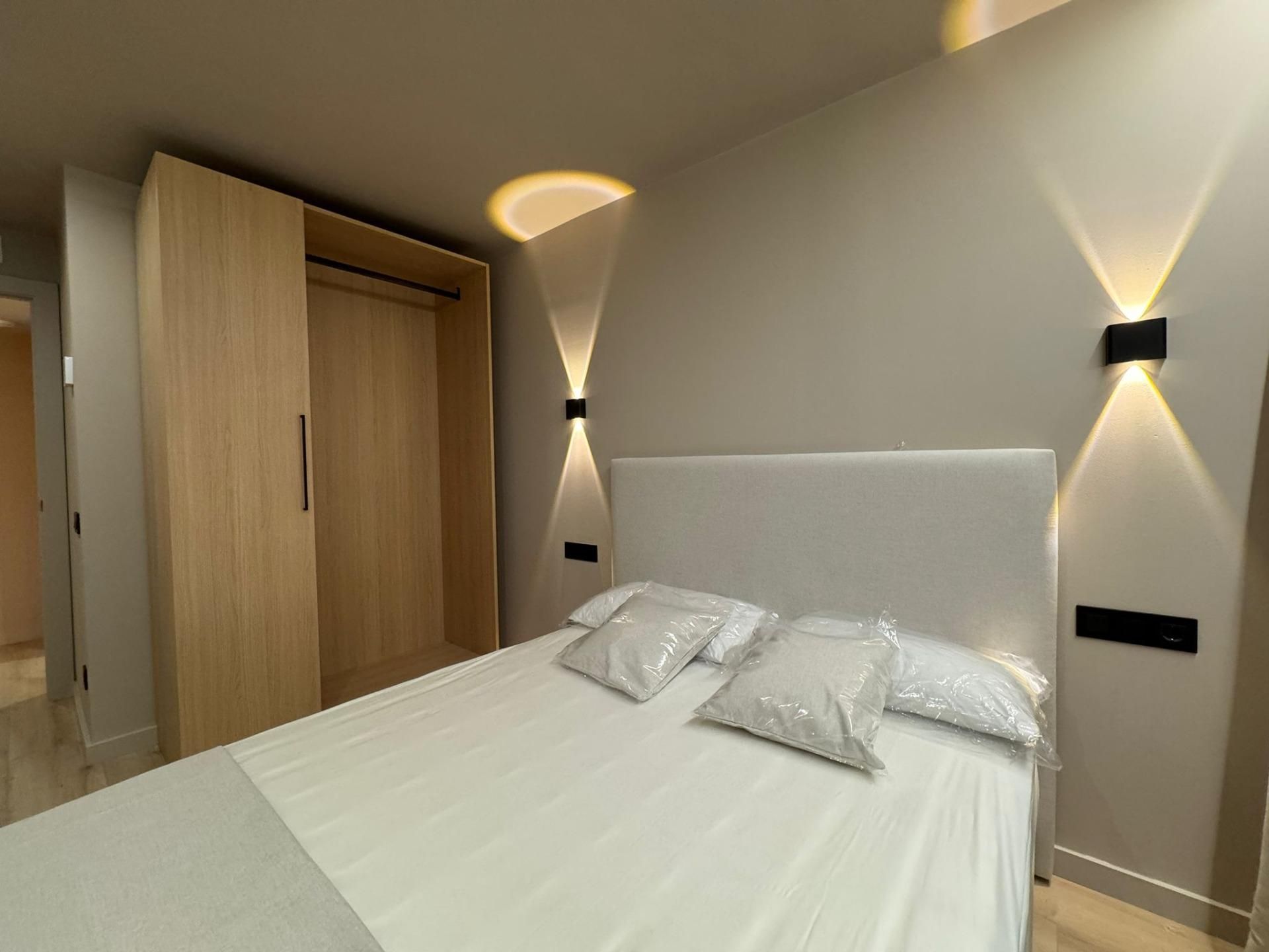 Bedroom of Planta baja to rent in Santa Coloma de Gramenet  with Air Conditioner, Heating and Terrace