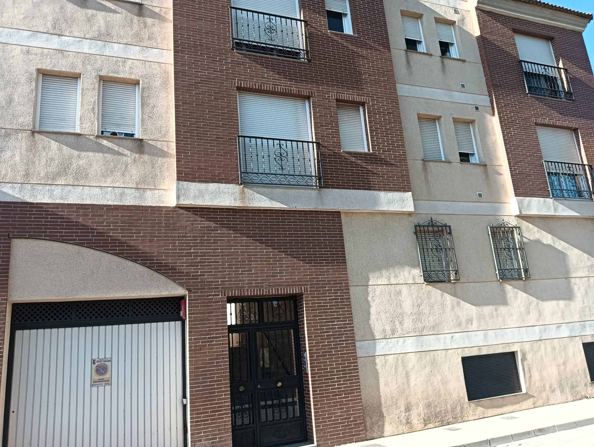 Vista exterior de Pis de lloguer en Fuente Vaqueros amb Forn