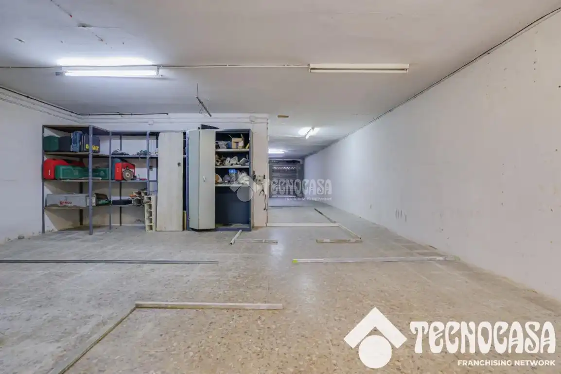 Local comercial en venda a Centre, imagen 17