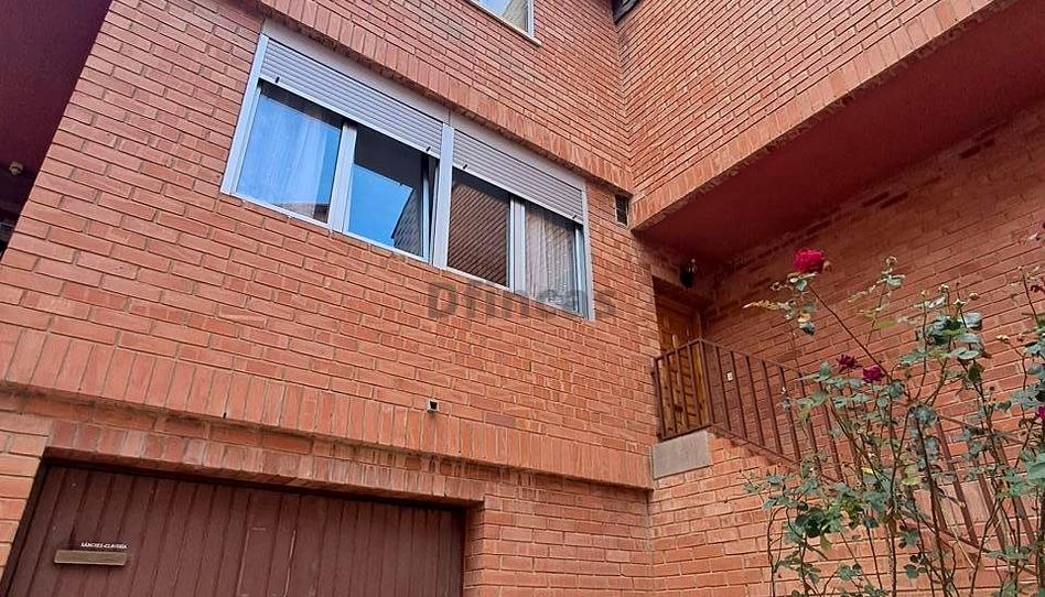 Foto 1 de Casa o chalet de alquiler en Pinilla, Ensanche - Fuenfresca, Teruel