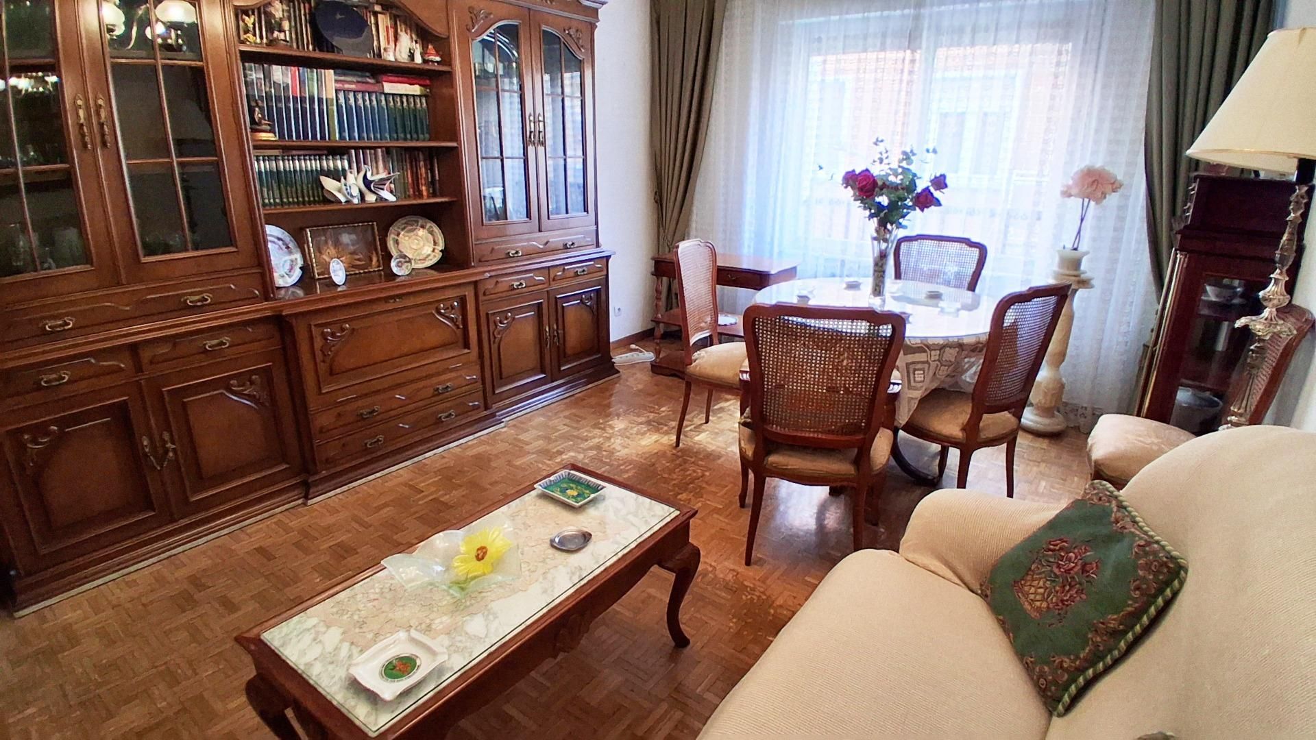 Flat for sale in Carmelitas