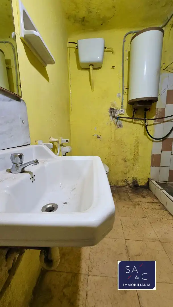 Bany de Casa adosada en venda en Almoster