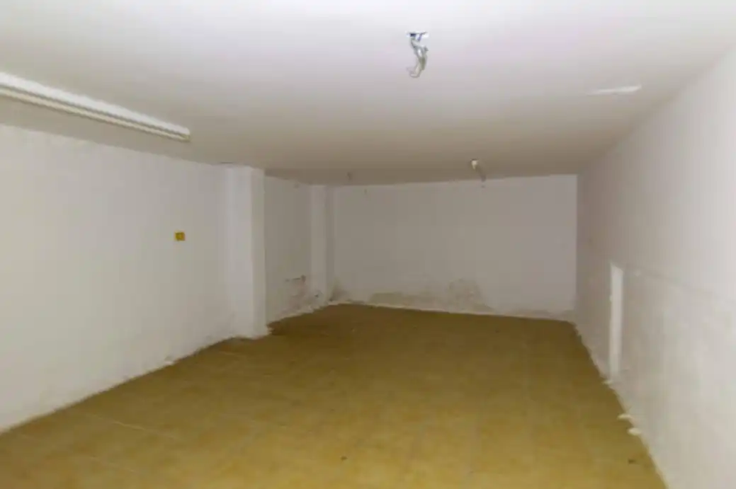 Gewerbefläche zum Verkauf in Calle Francisco de Aguilar y Aguilar, imagen 9