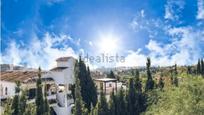 Vista exterior de Casa o xalet en venda en Mijas amb Aire condicionat, Calefacció i Jardí privat