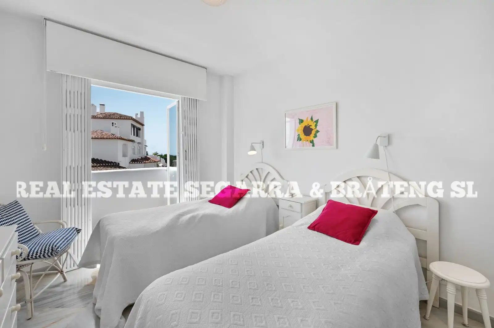 Bedroom of Apartments for sale in Marbella  with Air Conditioner, Terrace and Furnished