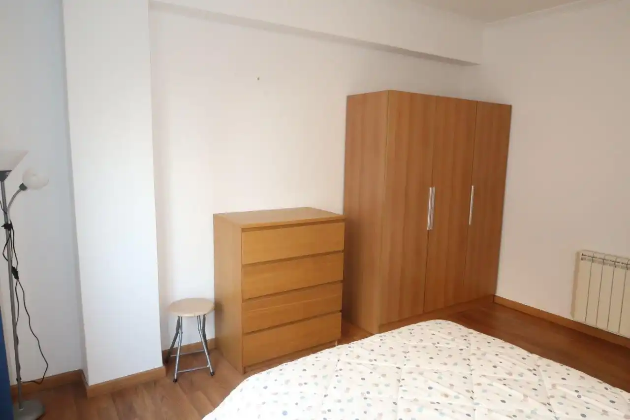 Bedroom of Flat for rent in A Coruña Capital   with Parquet flooring and Furnished