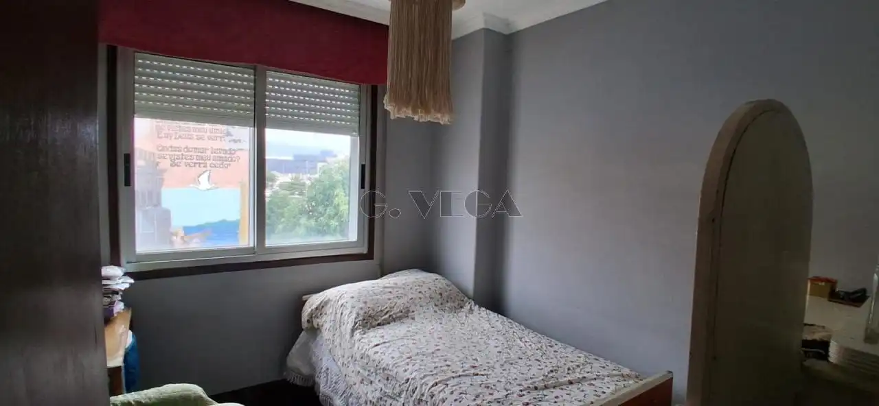 Bedroom of Flat for sale in Vigo   with Heating and Parquet flooring