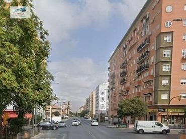 Pis amb balcó en venda a Avenida ALCALDE FEDERICO MOLINA