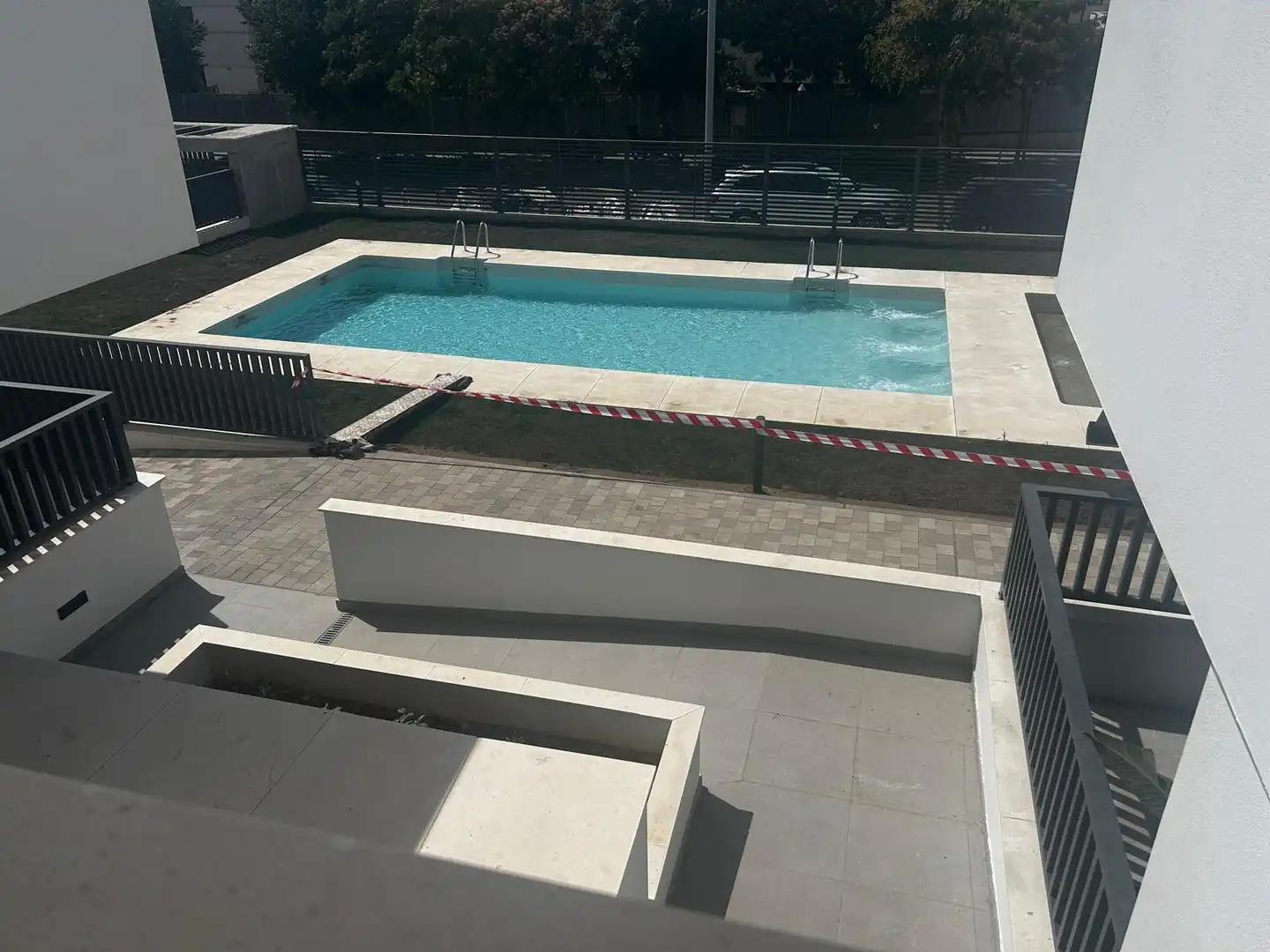 Swimming pool of Flat for sale in Córdoba  with Air Conditioner, Heating and Terrace