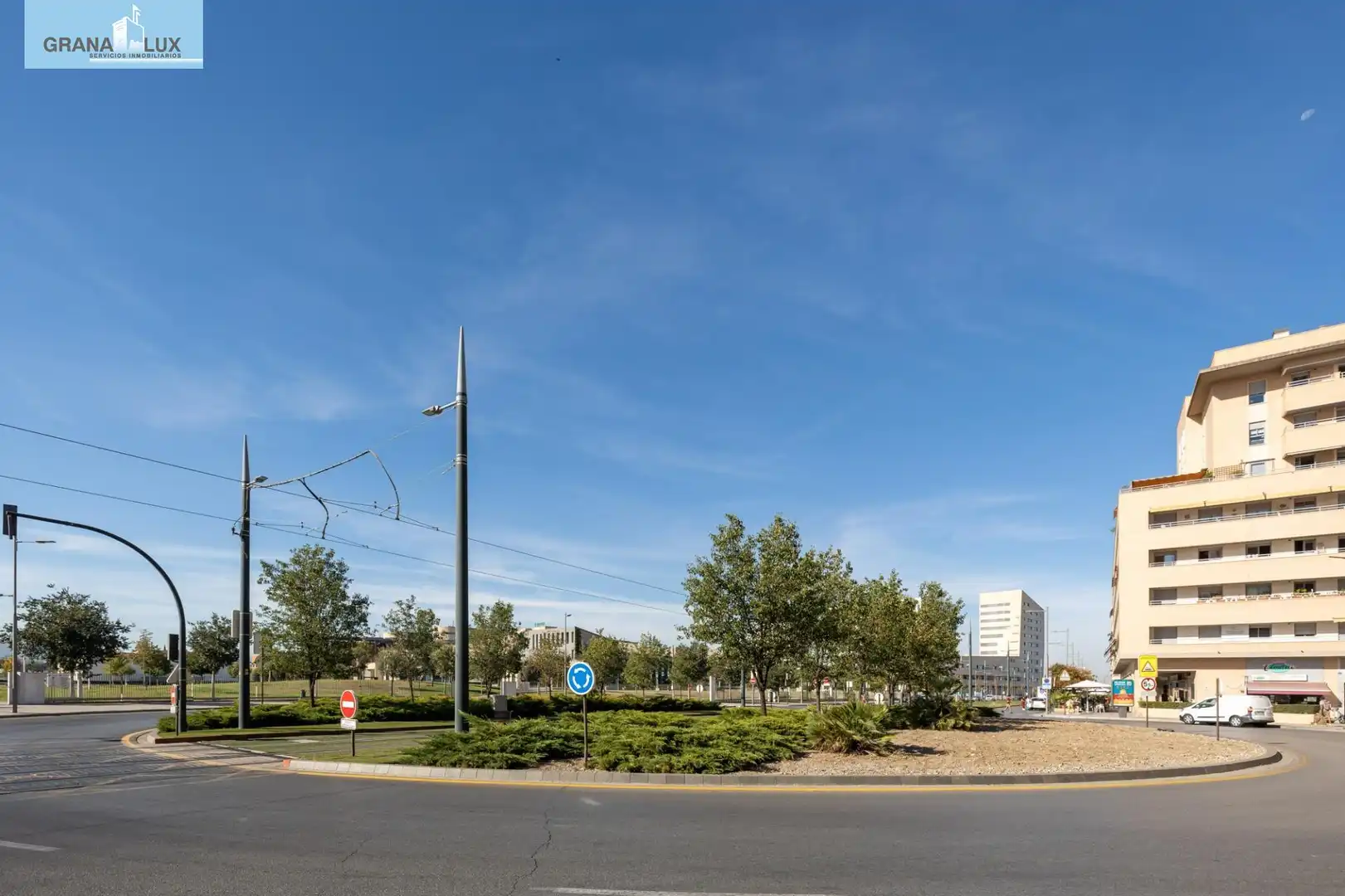Local en venta en Plaza Catedratica Asunción Linares, 1, Barrio de Zaidín