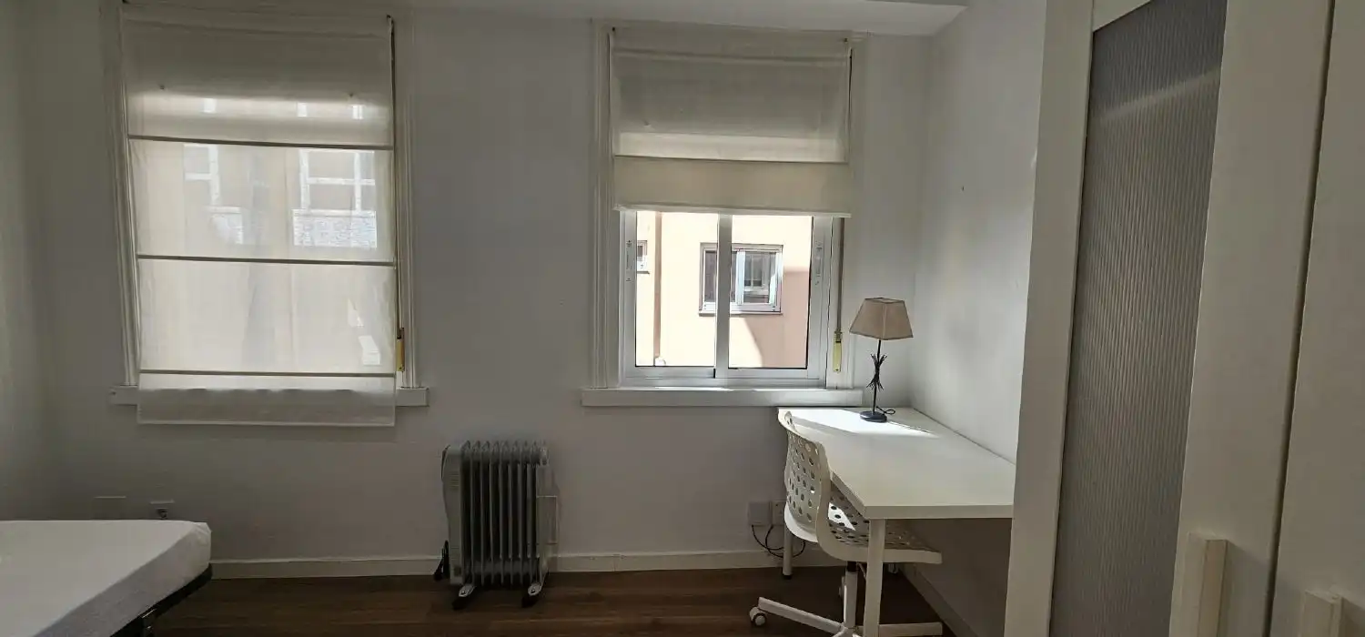 Habitación de Piso en venta en A Coruña Capital  con Amueblado