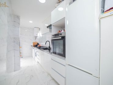Flat for sale in Calle del Pintor Rafael Boti