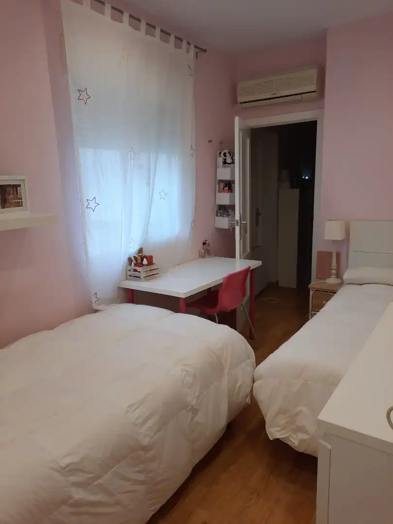 Bedroom of Detached homes for sale in Almendralejo  with Air Conditioner, Parquet flooring and Terrace