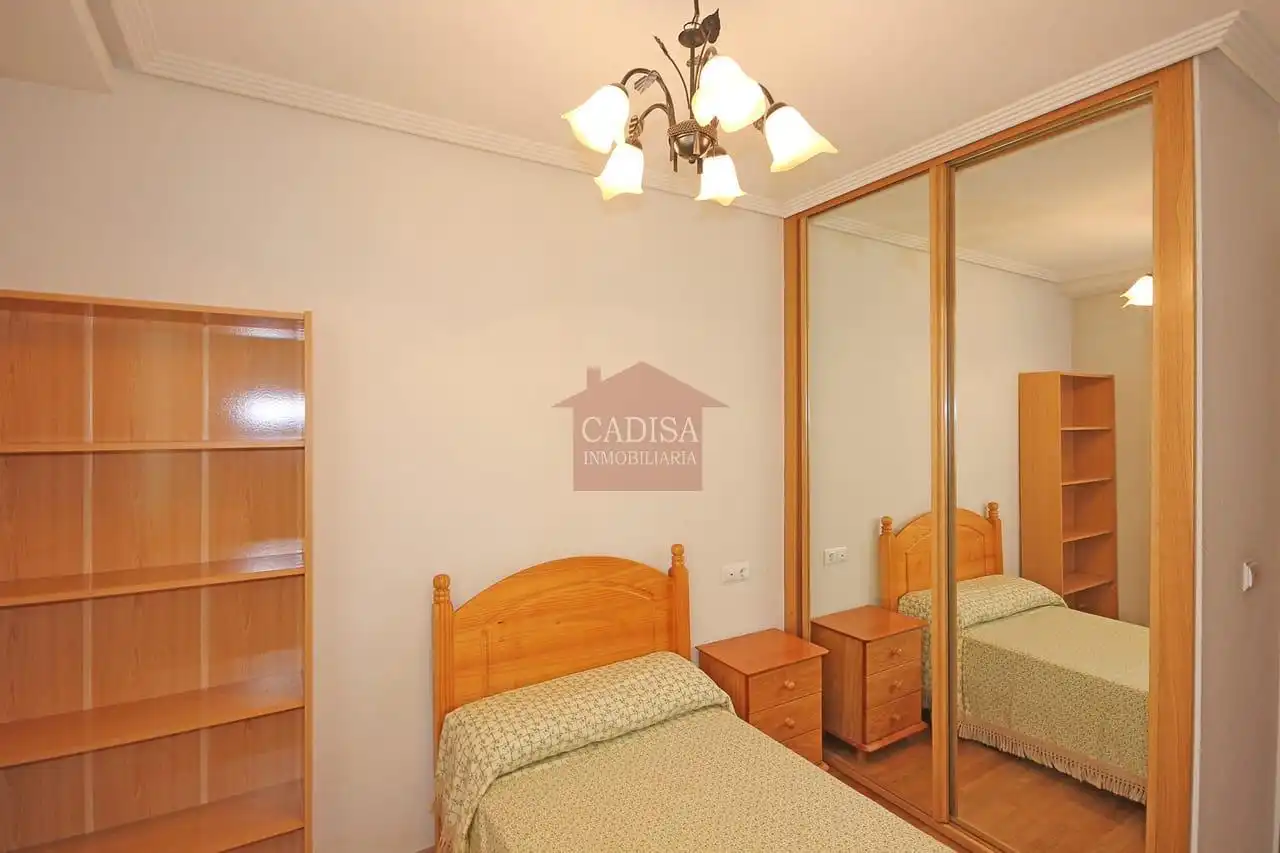 Bedroom of Flat for rent in Salamanca  with Heating, Storage room and Furnished