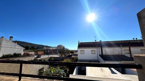 Foto 2 de Casa adosada en venda a El Pinós / Pinoso, Alicante