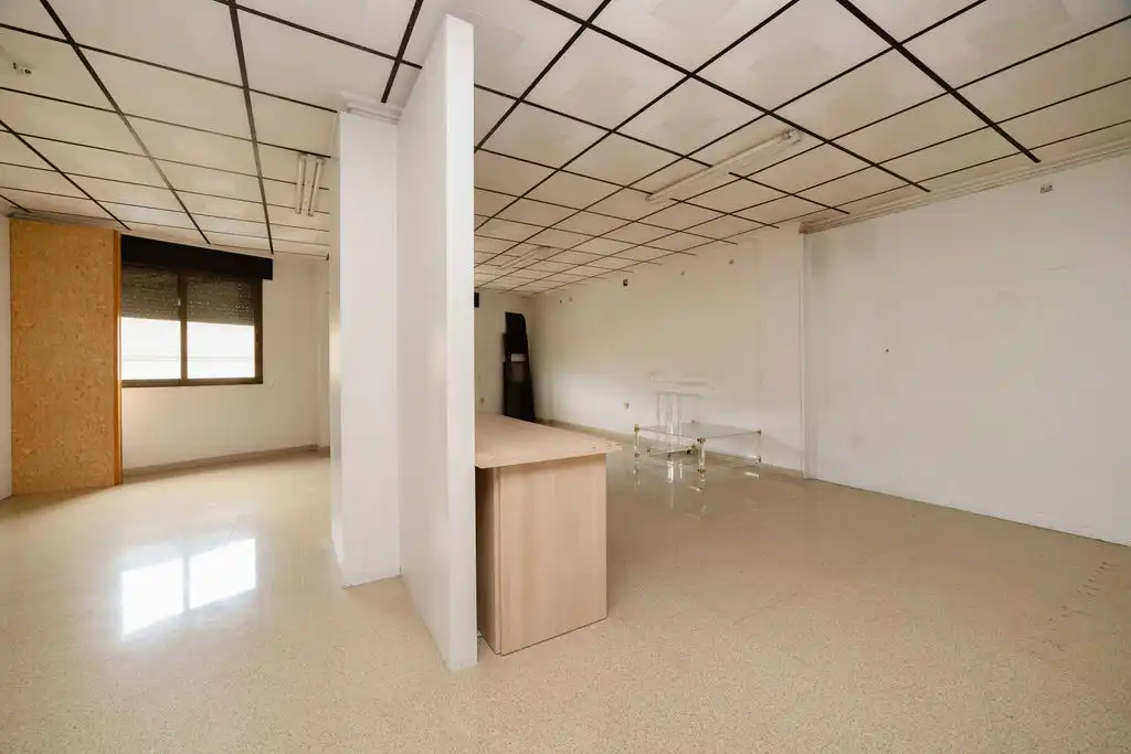 Business premises for sale in C/ Canalejas, imagen 22