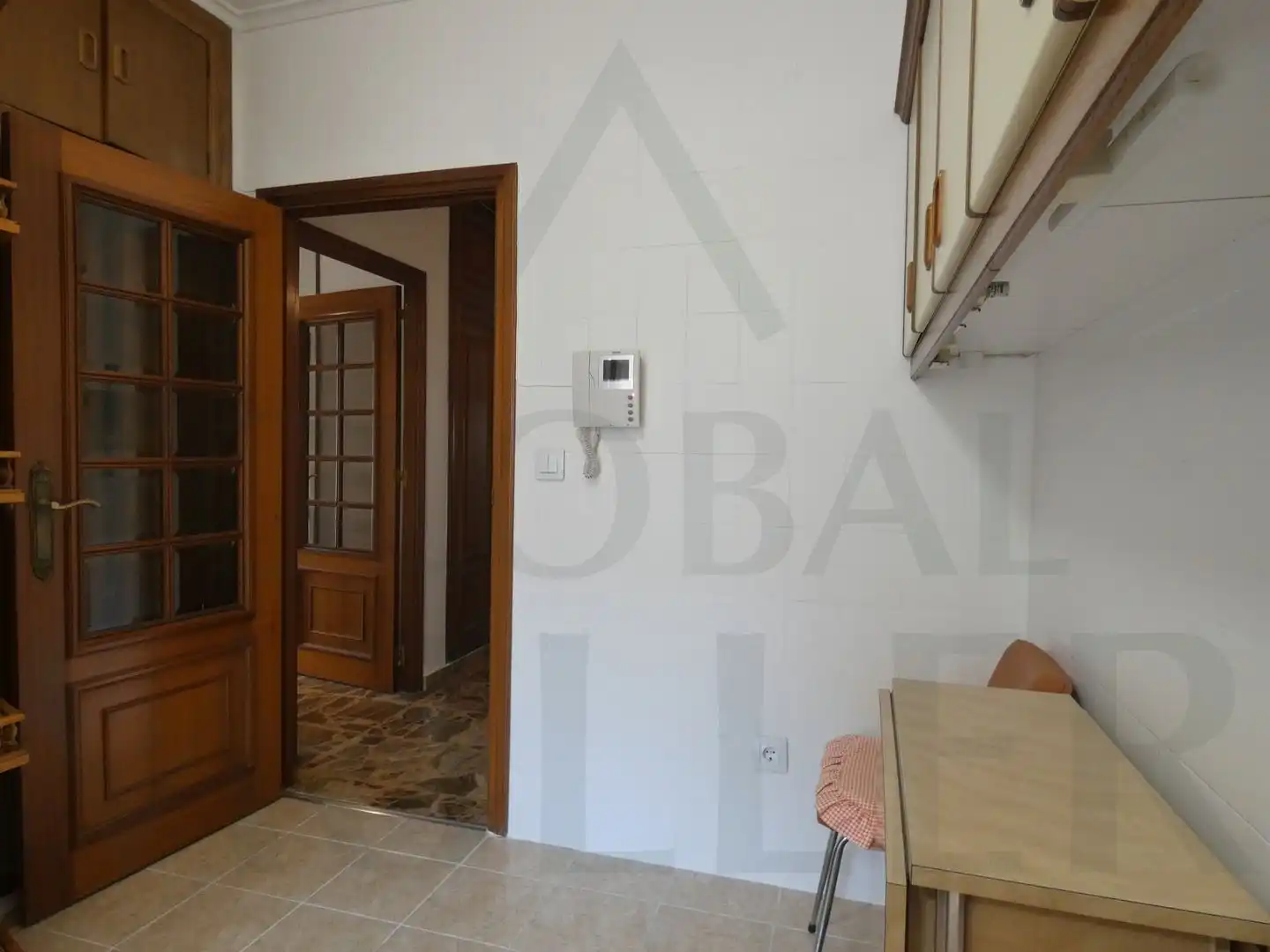 Flat for rent in Calle Ángel Bruna, 20, Ensanche