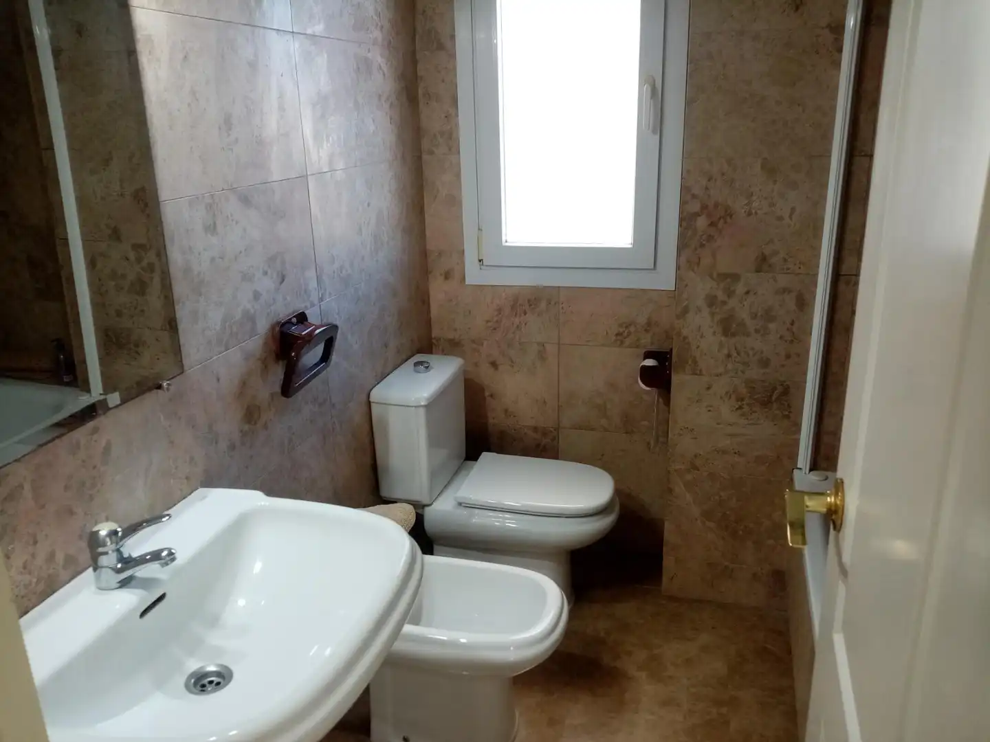 Bathroom of Flat for rent in Estepona Pueblo