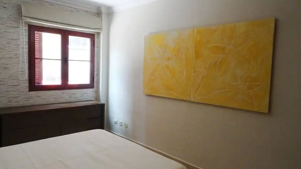 Habitación de Piso de alquiler en Las Palmas de Gran Canaria con Jardín privado, Terraza y Amueblado
