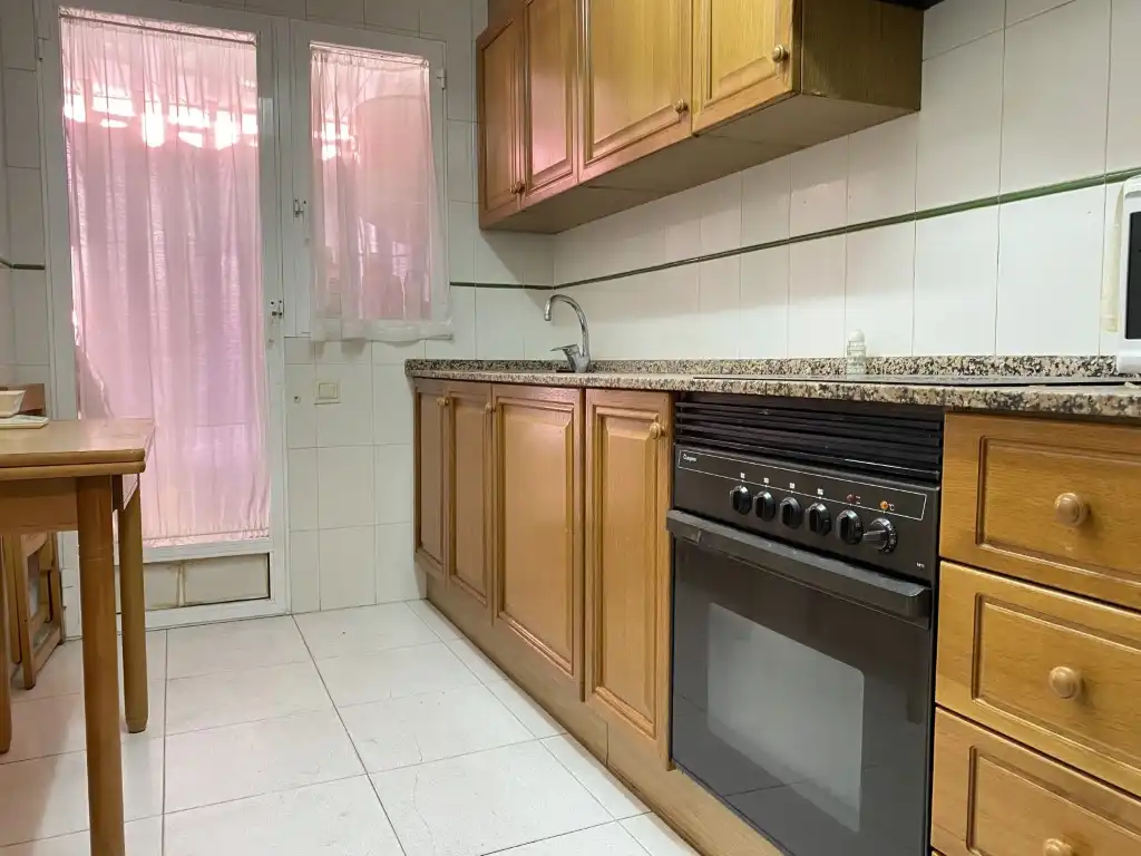 Piso en venta en Calle Padre Vela, Parque Ribalta - Plaza de Toros