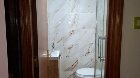 Foto 2 de Piso en venta en Calle de Daoíz y Velarde, 21, El Natahoyo, Gijón