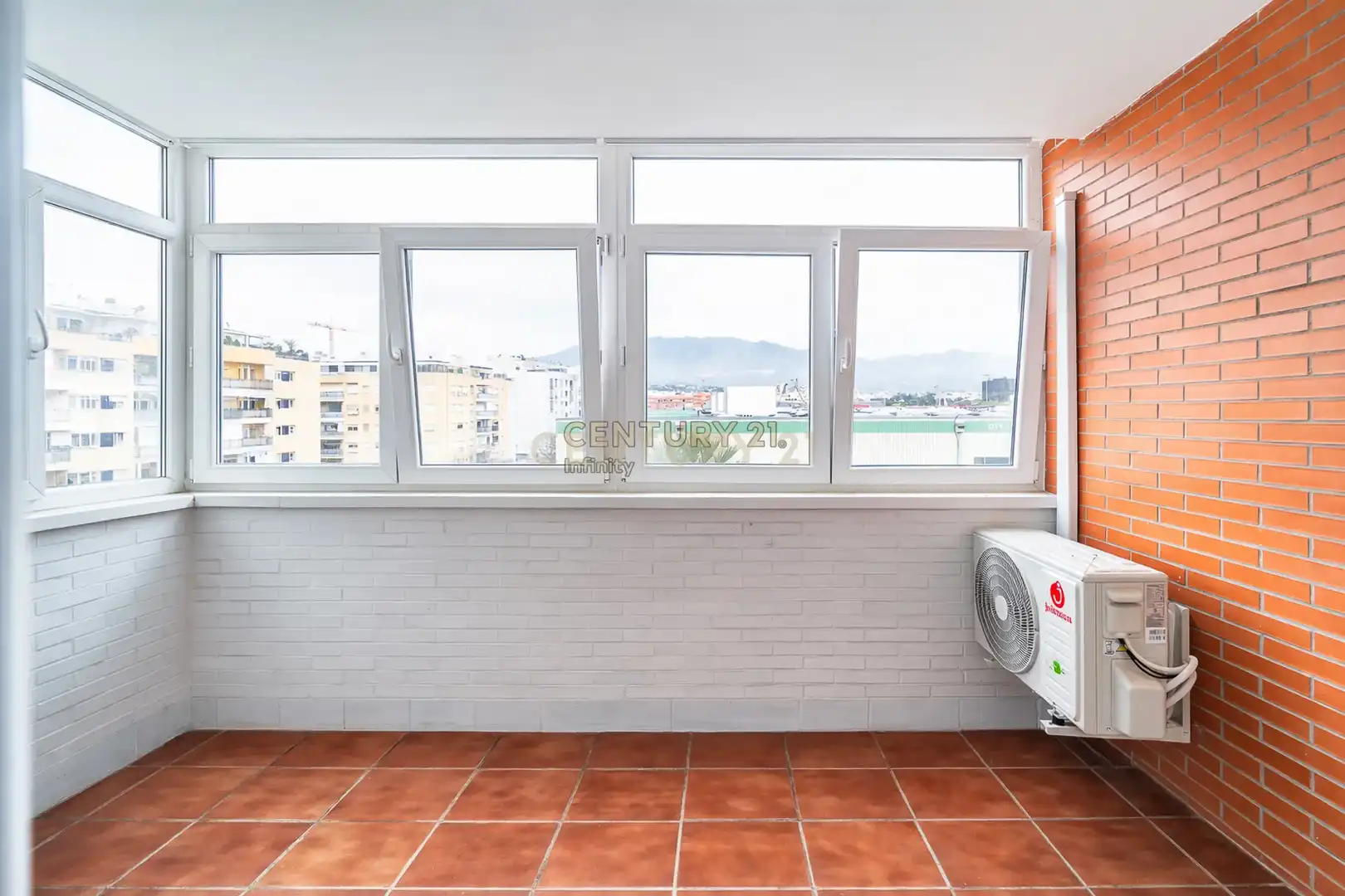 Balcony of Flat for sale in Mijas  with Air Conditioner and Swimming Pool