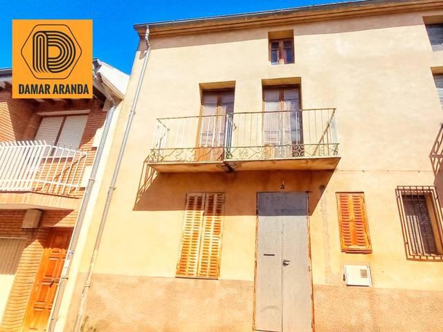 Casa adosada en Venta en Calle el Perro, 3 en Fuentecén