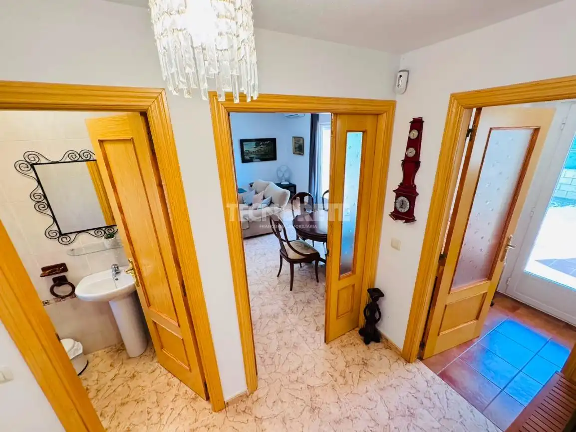 Casa adosada en venda en Albarreal de Tajo amb Aire condicionat, Jardí privat i Terrassa