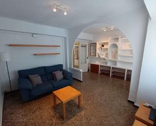 Living room of Study to share in  Valencia Capital  with Air Conditioner and Terrace