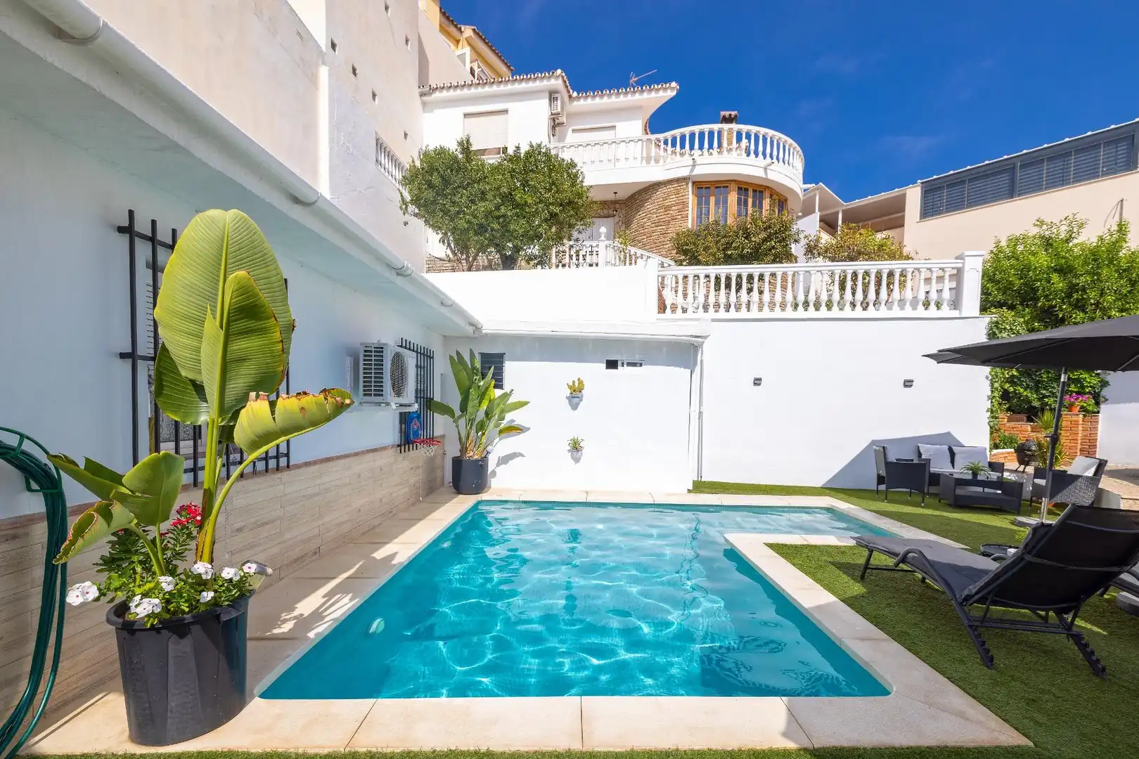 Casa aparellada en venda a Calle SERRANO PARRES, imagen 2