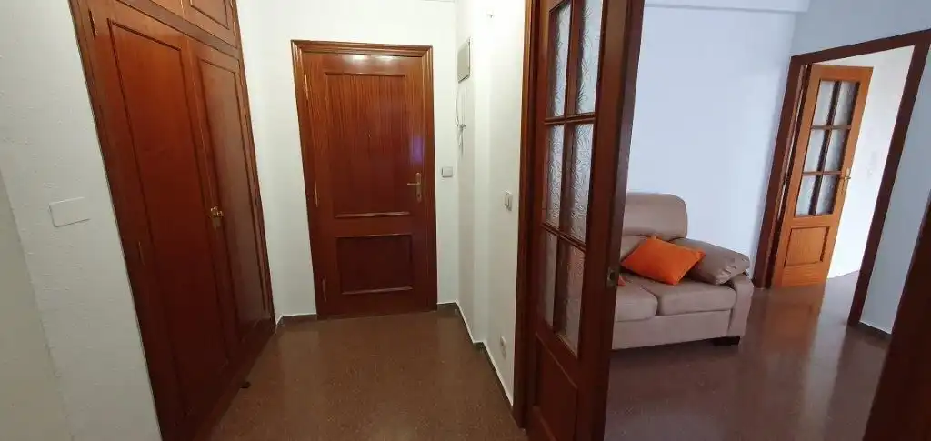 Wohnung zur Miete in Petrer mit Möbliert, Ofen und Waschmaschine
