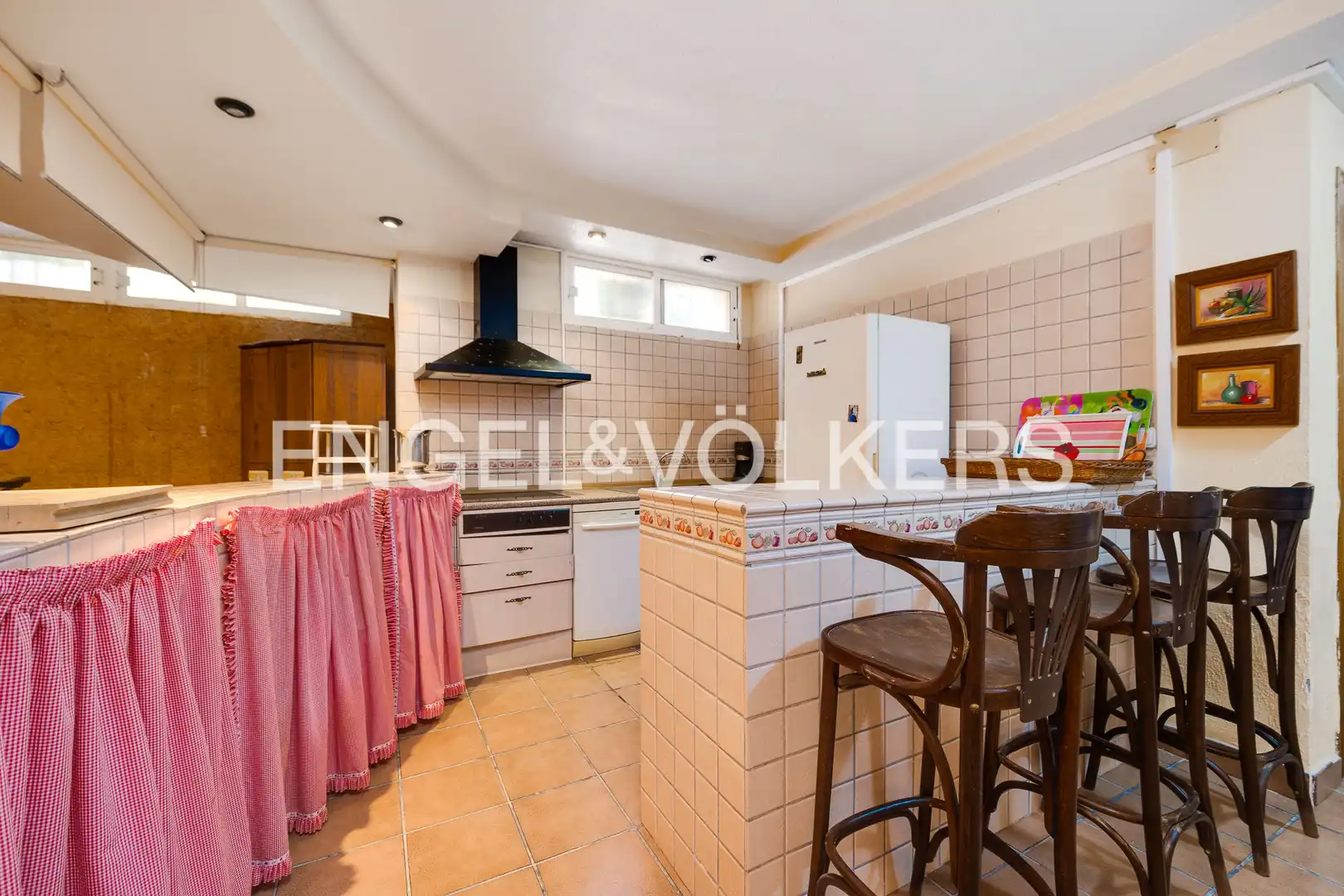 Cocina de Finca rústica en venta en Torrevieja con Aire acondicionado, Calefacción y Jardín privado