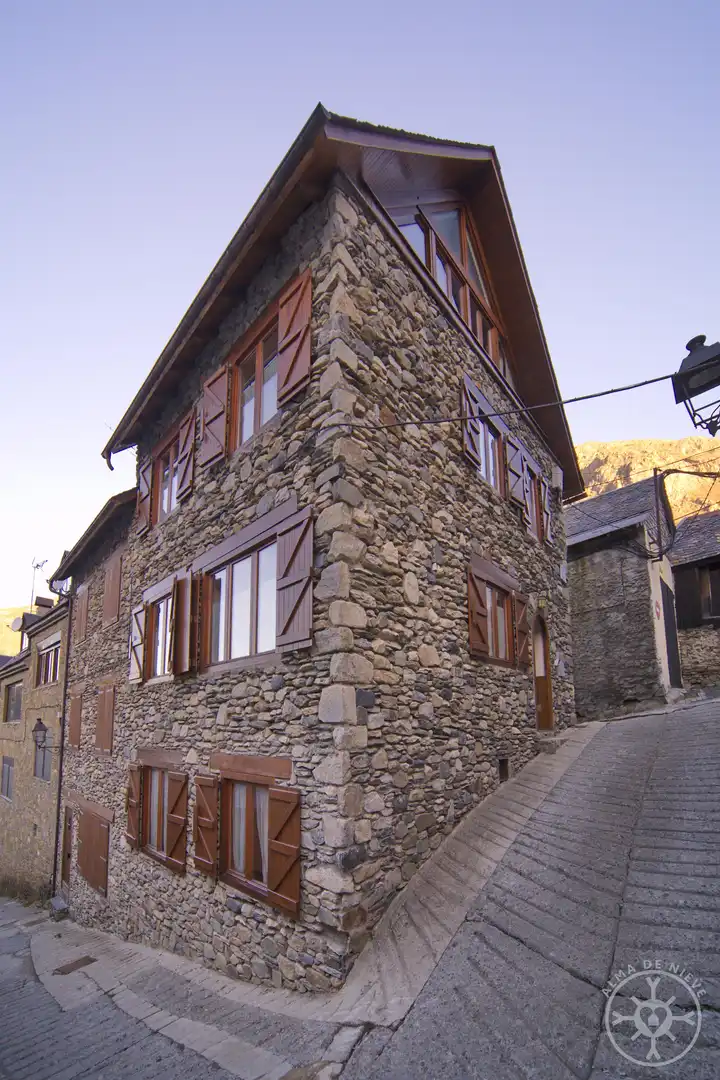 Vista exterior de Casa o chalet en venta en Naut Aran con Amueblado